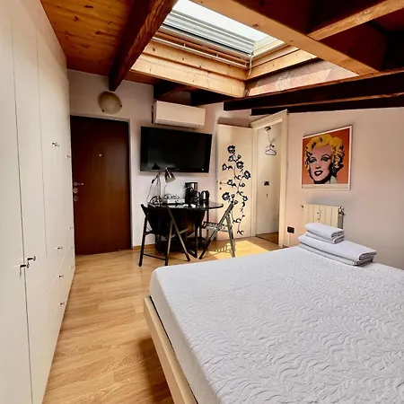 Charming Attic In The Center Of Milan! *