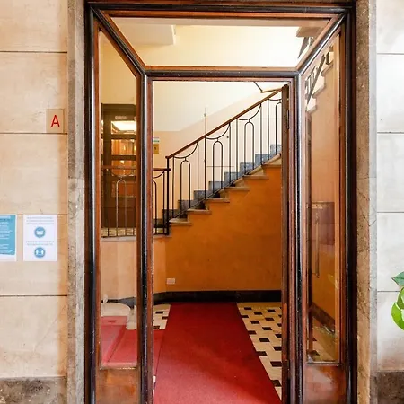 Apartment Charming Attic In The Center Of Milan!